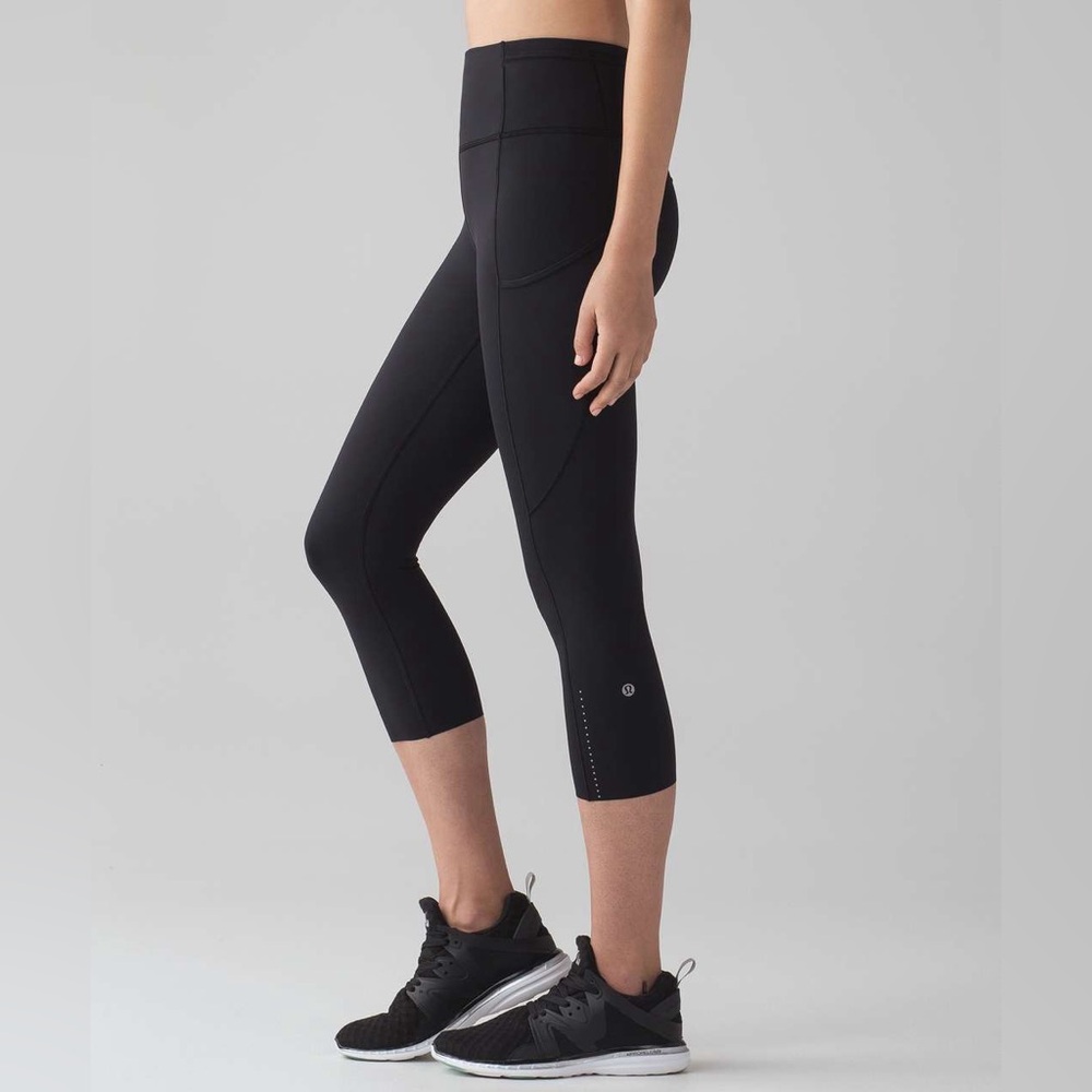 Lululemon Athletica Fast and Free Nulux High-Rise Crop 7 Pocket Leggings size 4